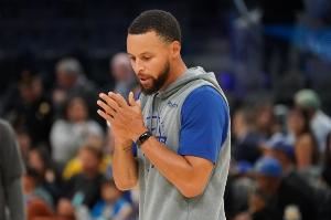 库里:有段时间我让球队陷入了困境 组织不好/进攻失误/缺乏能量